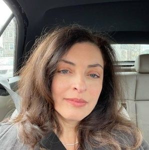 Meet your Posher, Evelyn